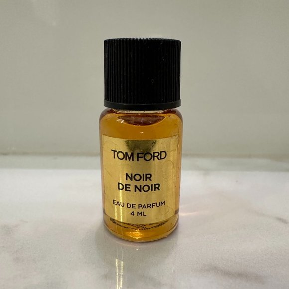 Tom Ford Other - Tom ford Noir De Noir Deluxe Perfume 4ml
